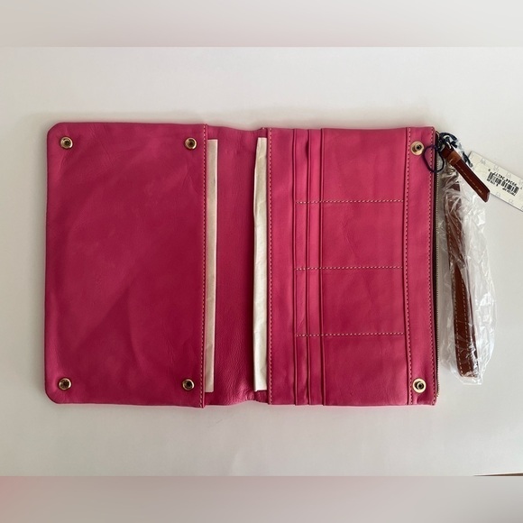 New with Tags - Dooney & Bourke Pink Clutch - Picture 8 of 15